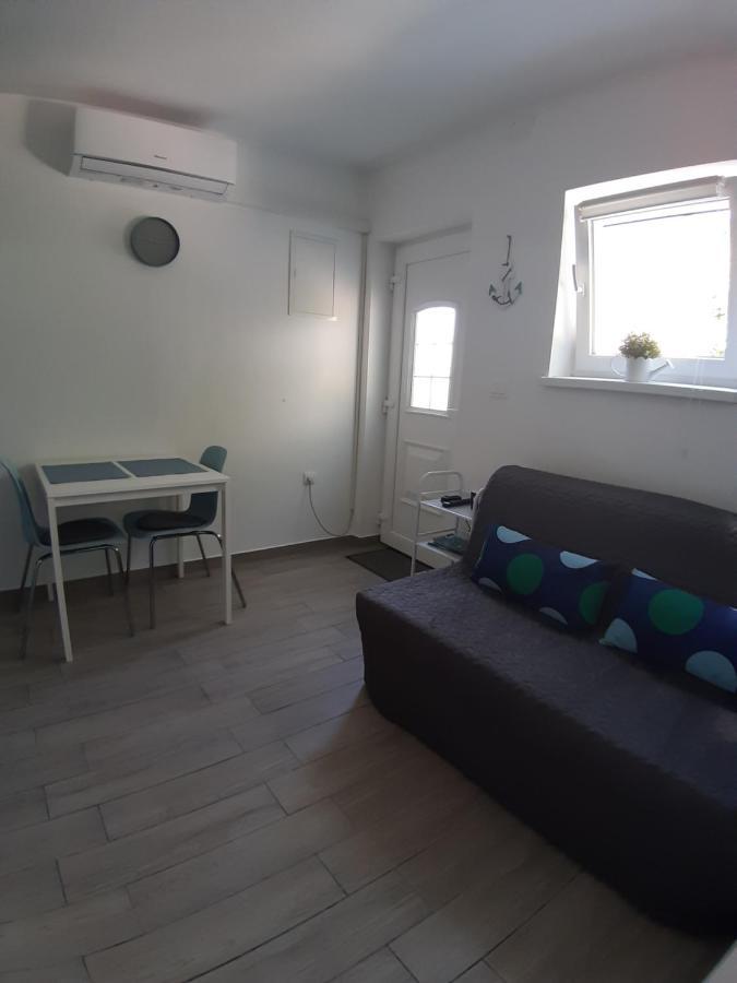 Studio Jelena Apartamento Šilo Exterior foto